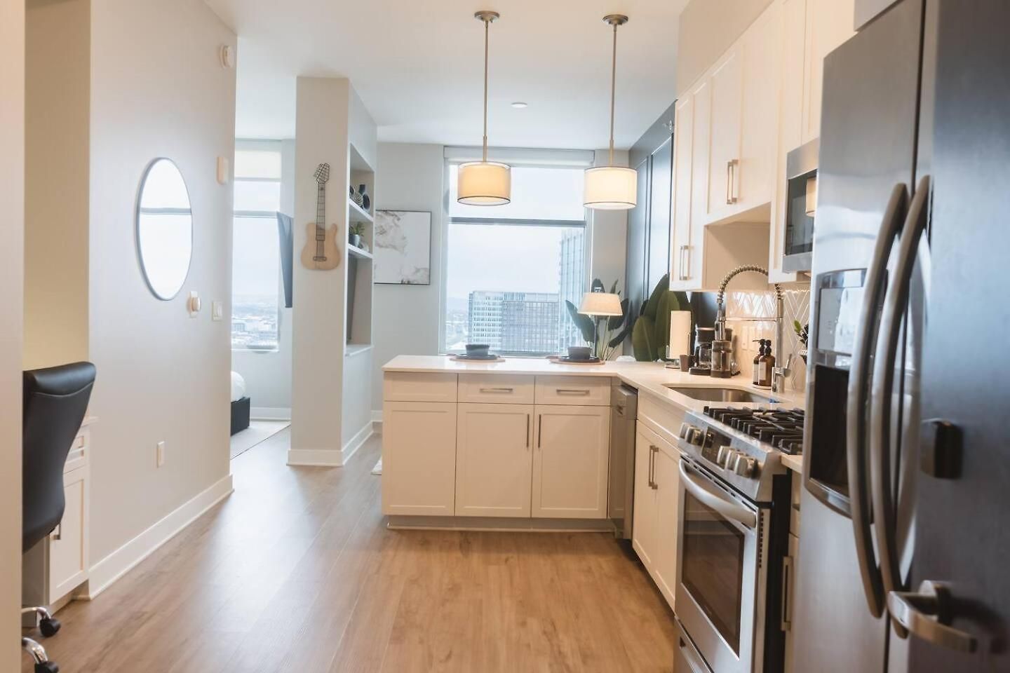 Sky-high Luxury W/ 26th-floor Lounge & Pool *