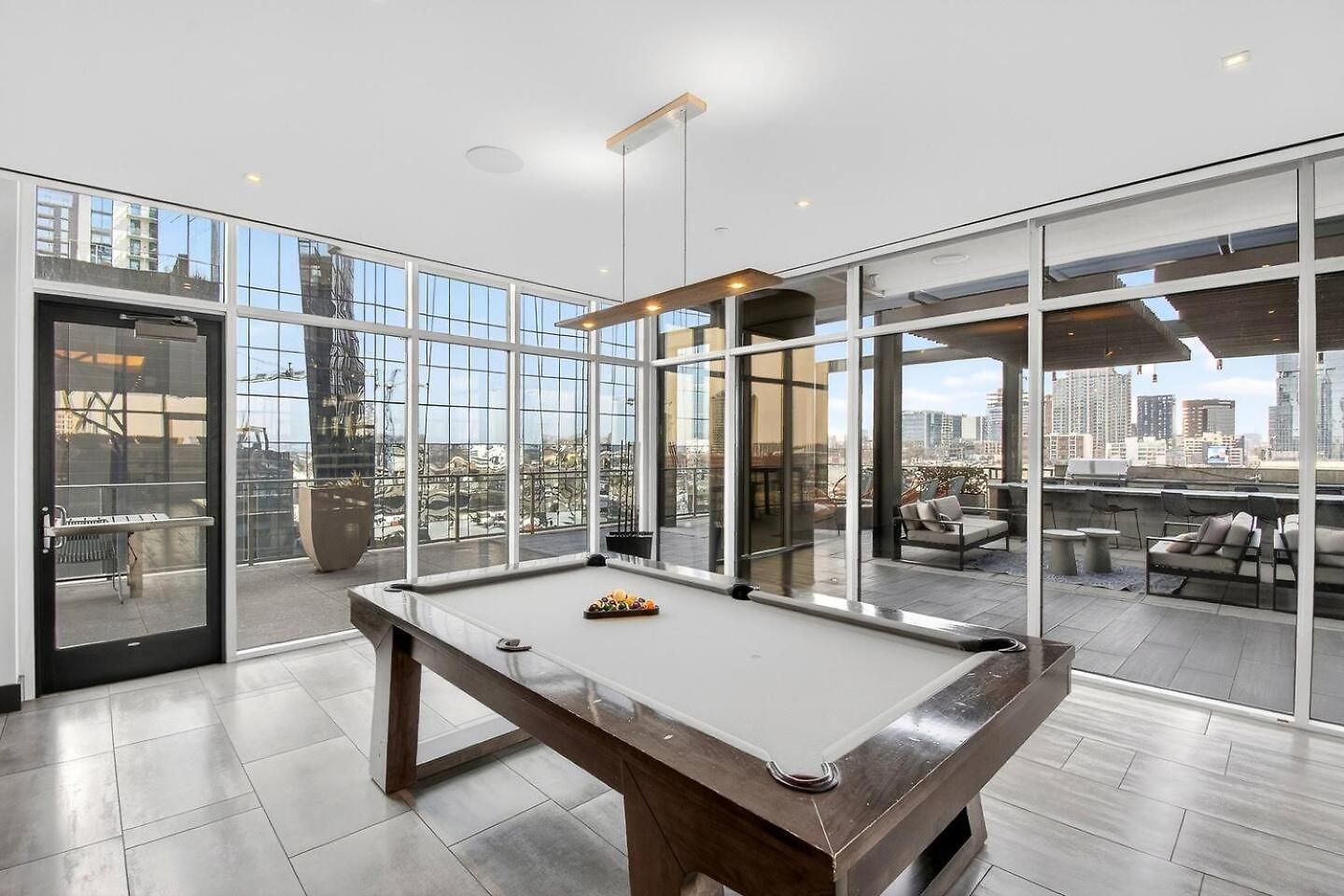 Broadway Views Lux Gulch Condo+ Private Balcony Nashville
