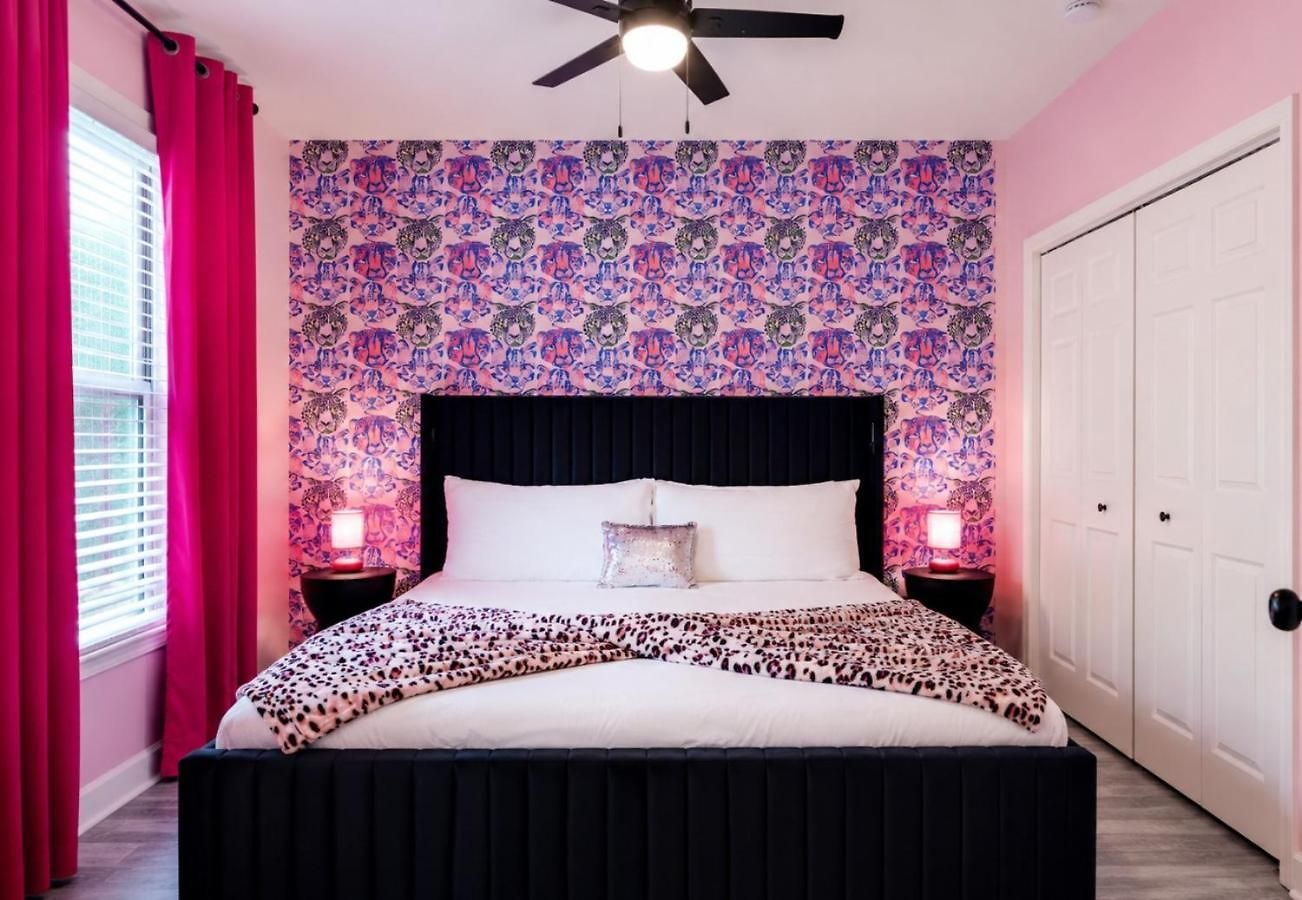 Pink Pony Club Retreat Near Vanderbilt Sleeps 6 Apartment Nashville