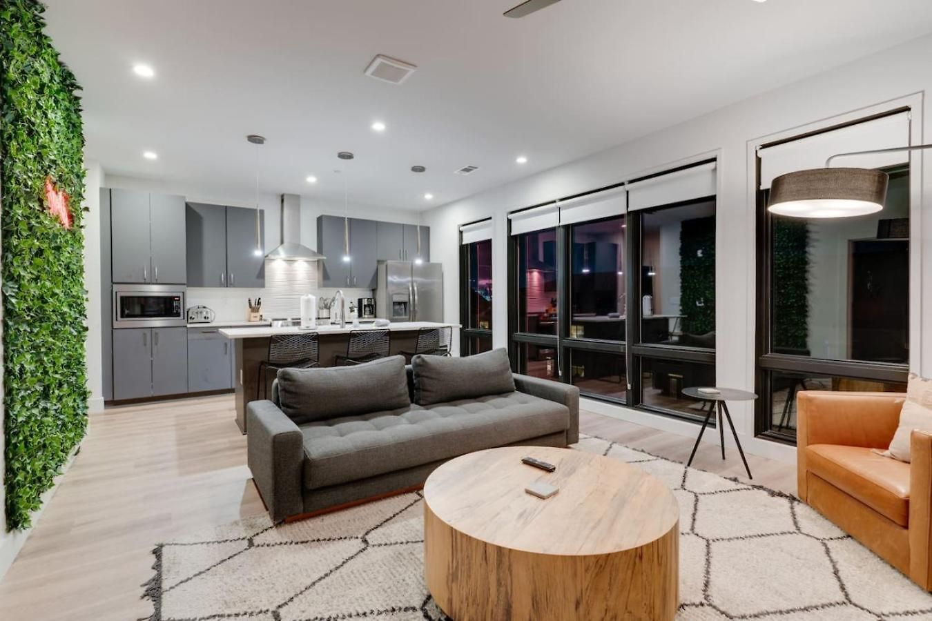 Apartment Two Kings On Floor W Pool & Patio Nashville