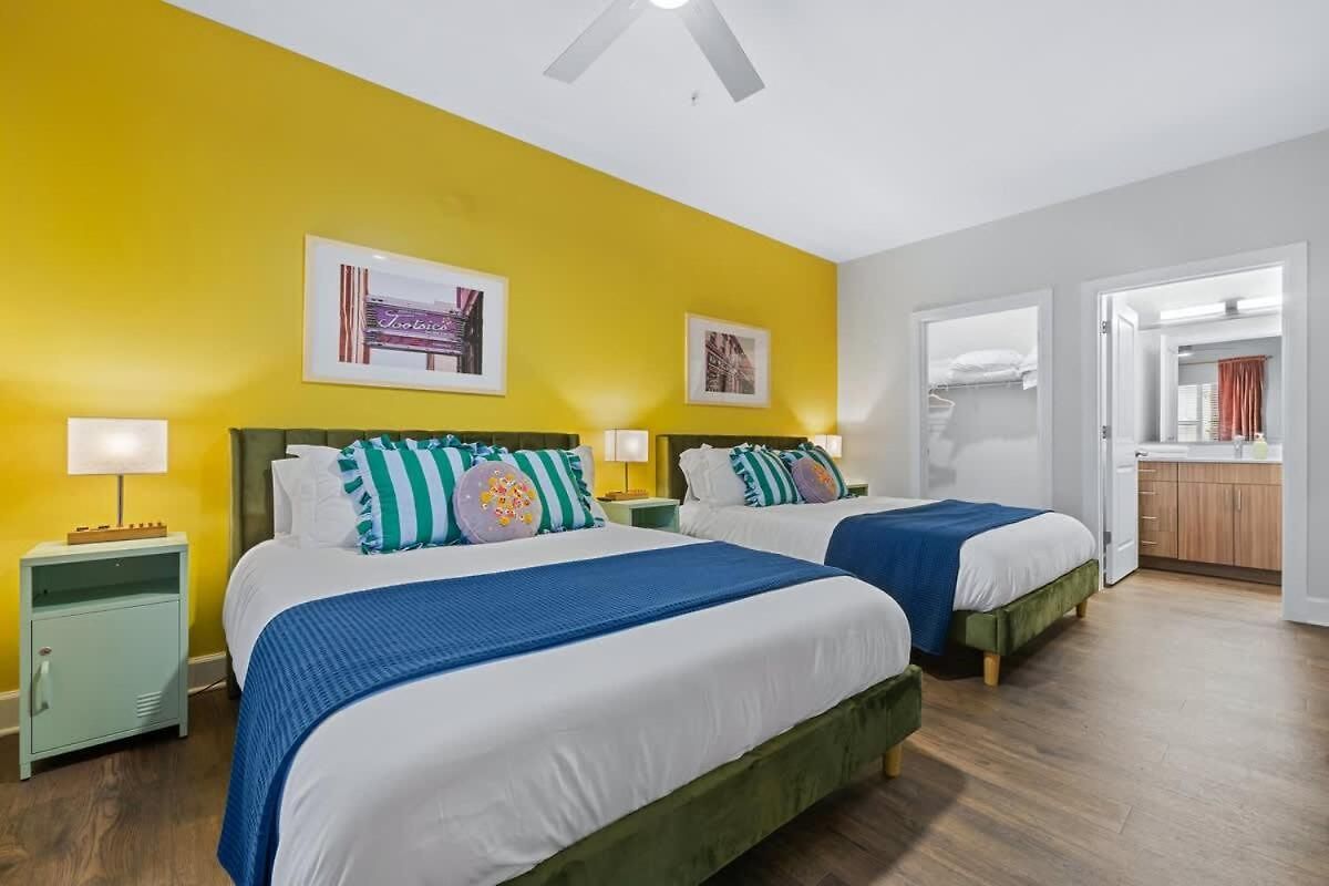 Apartment 2br W Glam Station & Karaoke Near Broadway