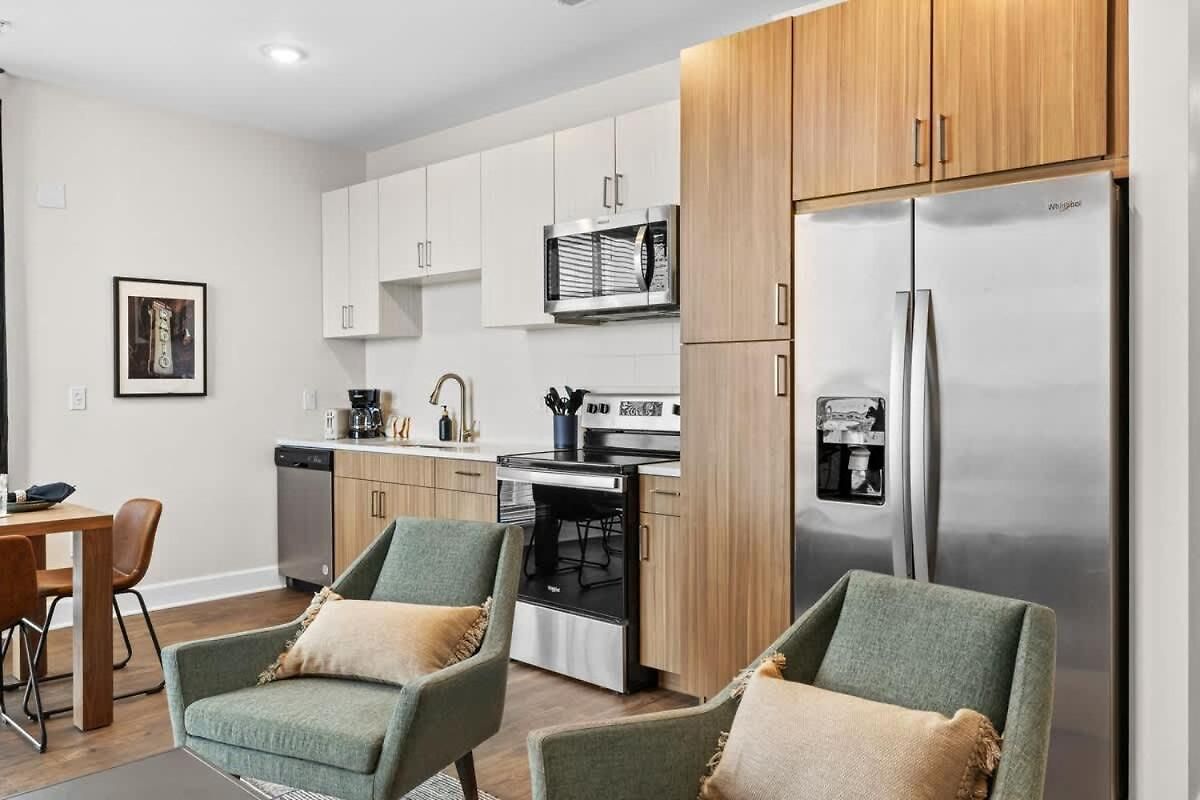 Modern 2br W 2 King Beds Near Broadway Apartment Nashville