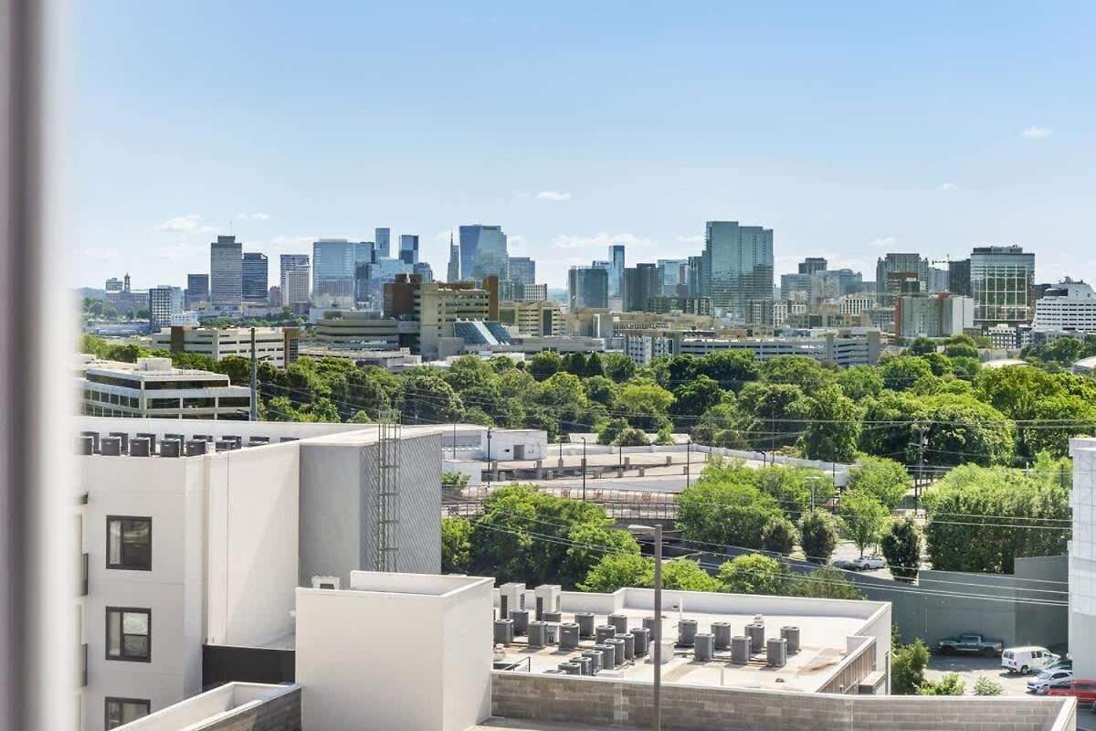 View Getaway 2br Near Broadway & Gulch