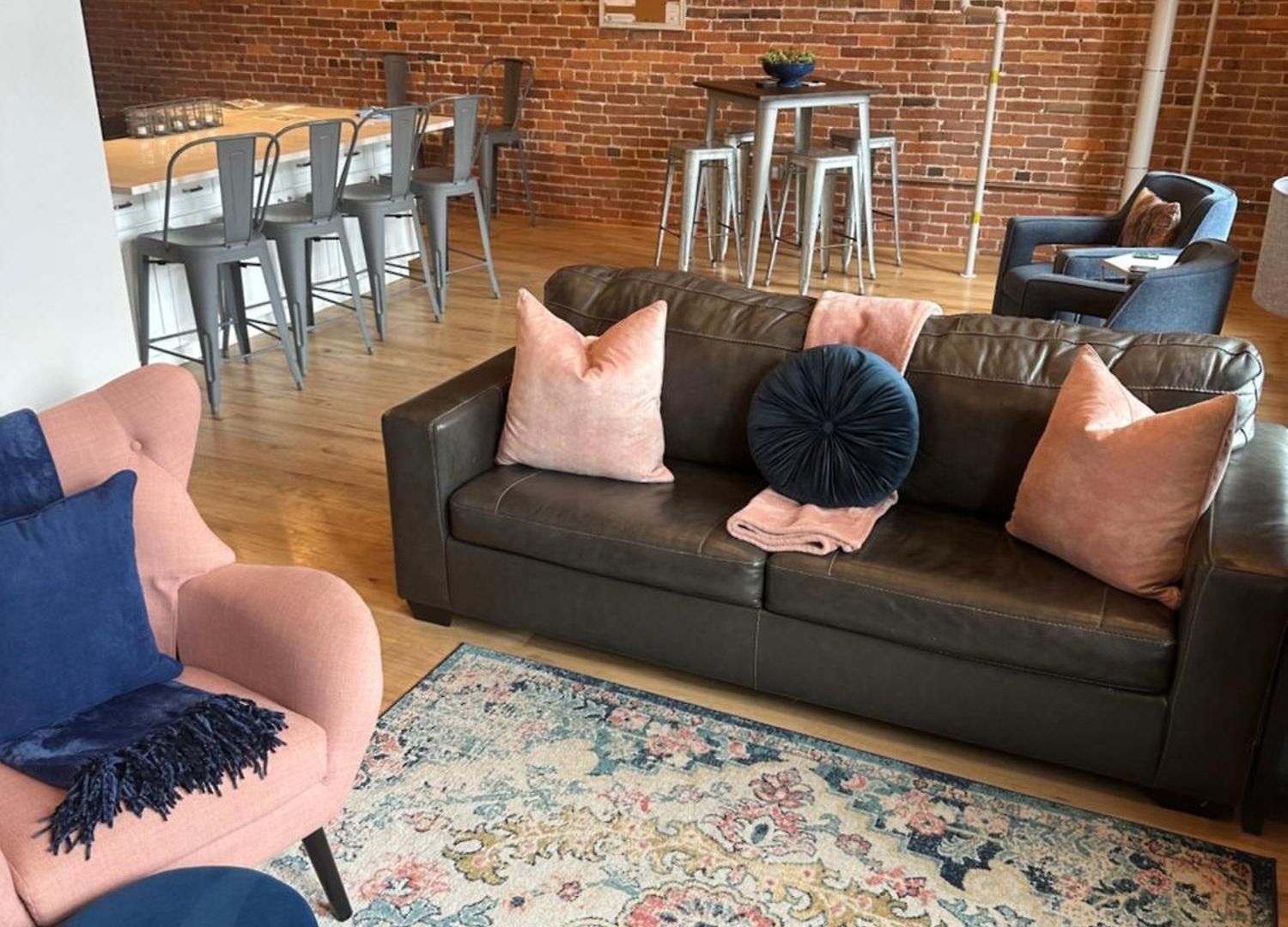 Majestic Lofts Of Apartment