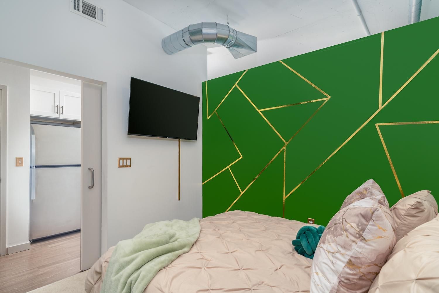 Dt L Walk To Broadway L Rooftop Pool Apartment *