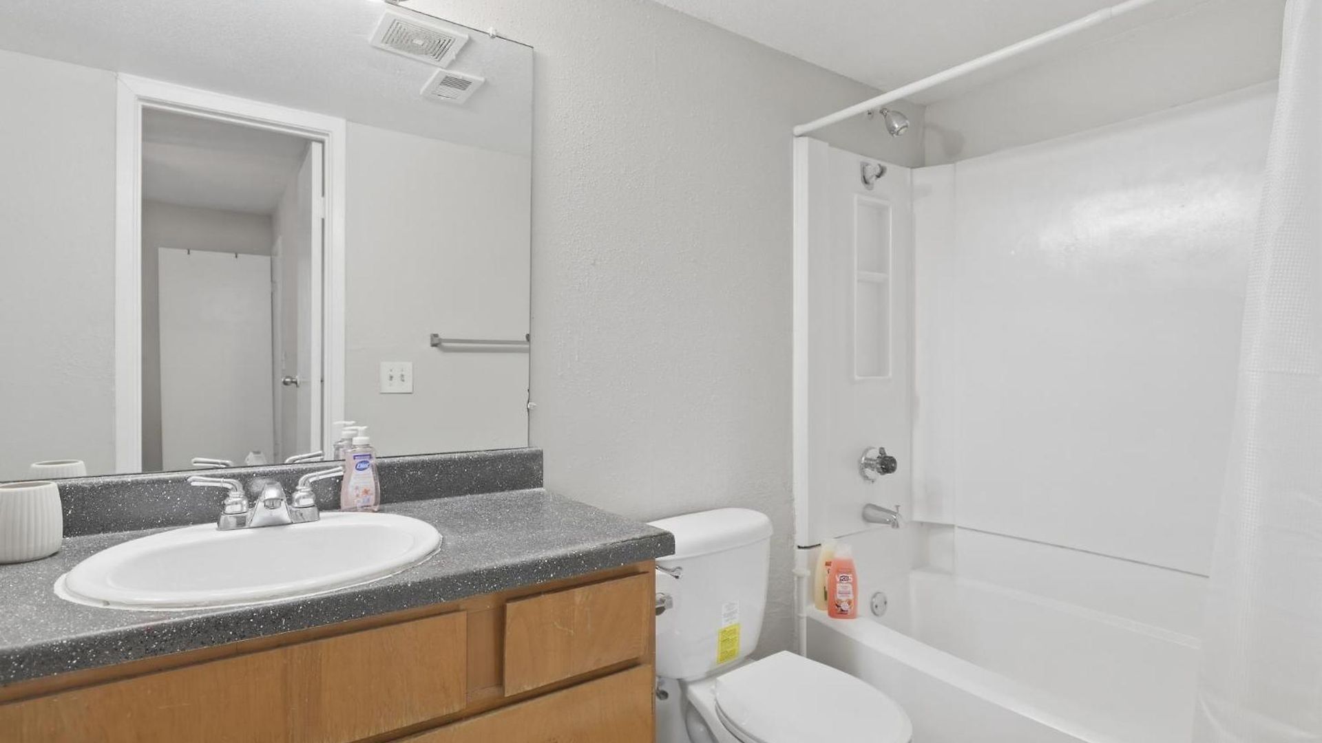 Cozy 2br Retreat Apartment Nashville