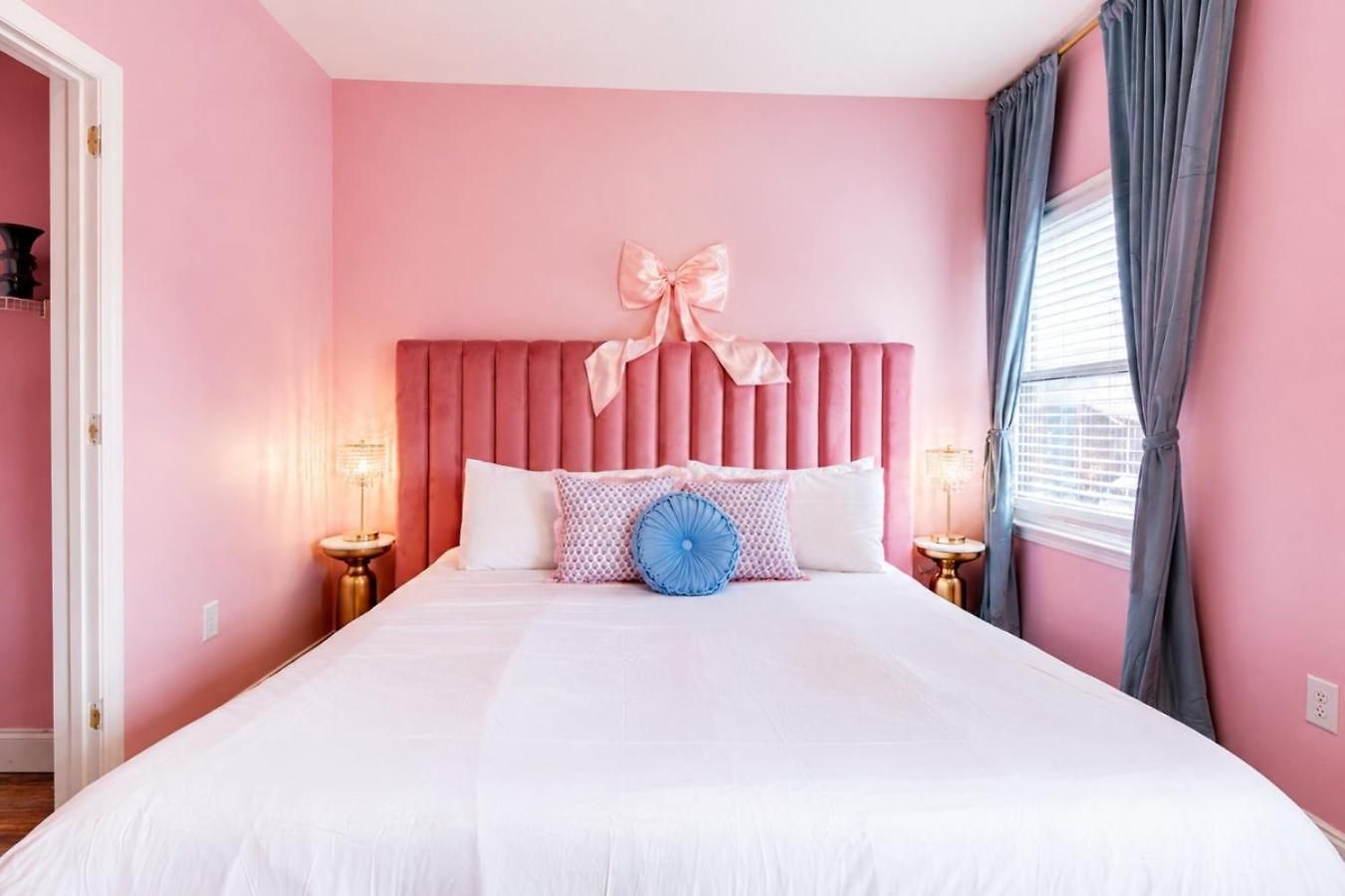 Sweet & Glam Pop Near Vanderbilt & Downtown * Nashville