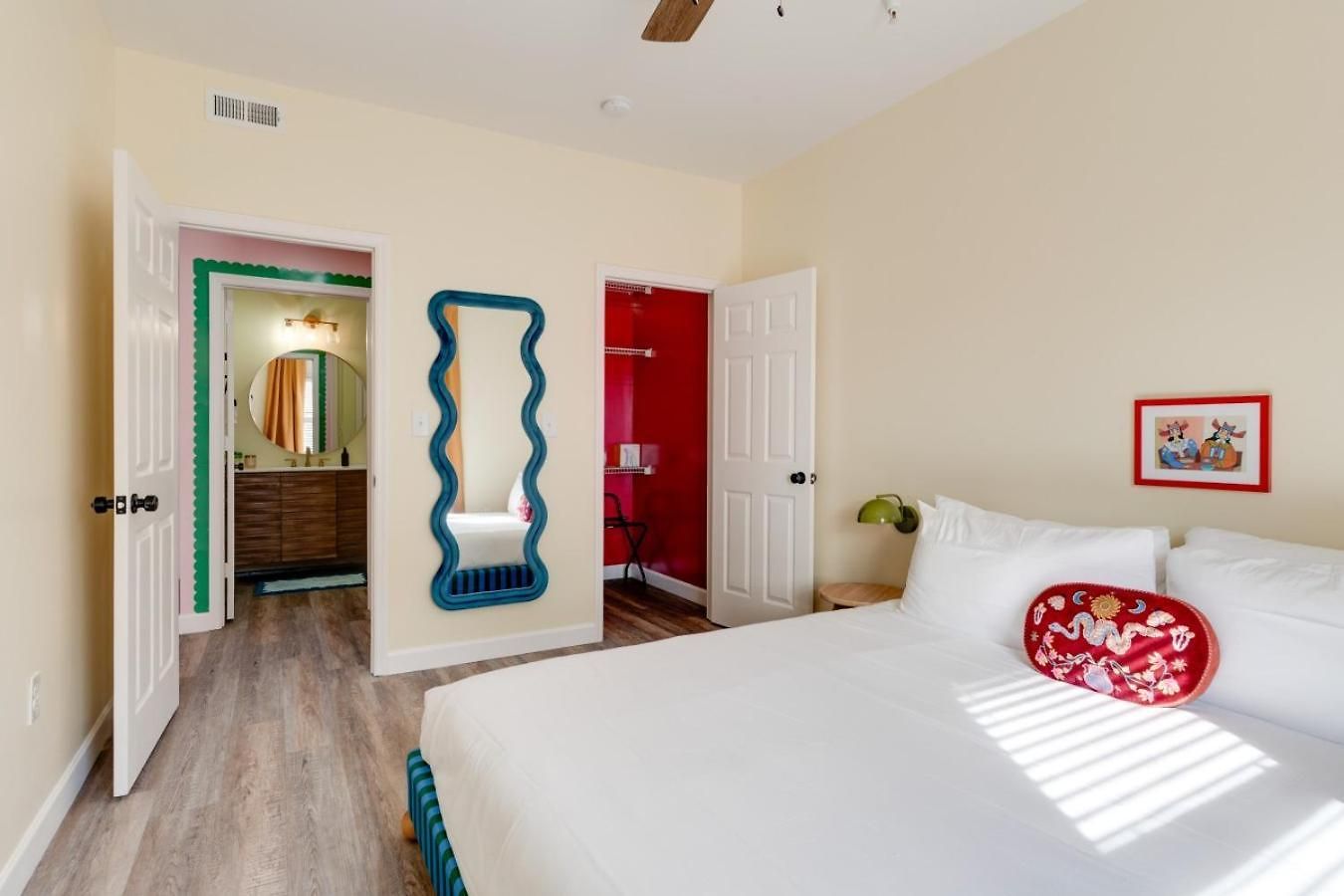 Colorful Escape Minutes From Broadway * Nashville