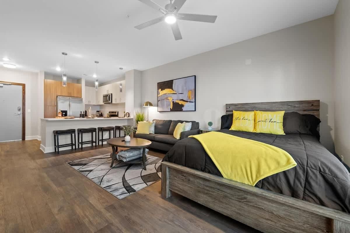 Stylish Gulch Retreat - Near Broadway *