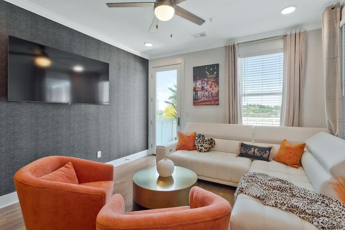Apartment Retronash Penthouse Sleeps 7 Terrace Downtown View Nashville