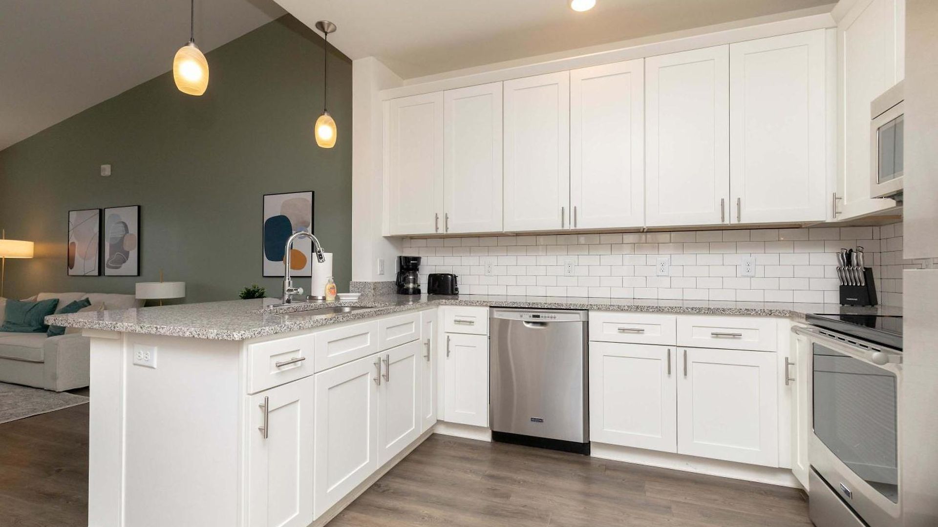 The V Vibe 8818 Apartment