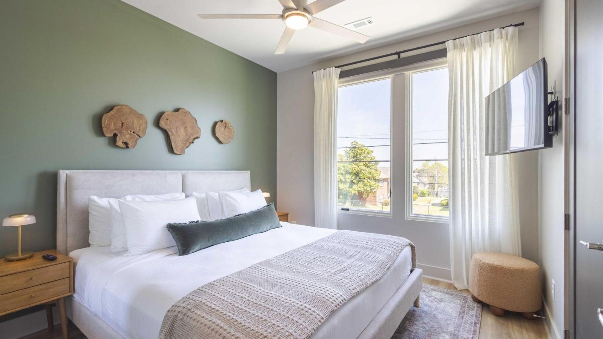 Apartment Pool, Hot Tub, Sauna & Firepit- 7 Min To Broadway Nashville