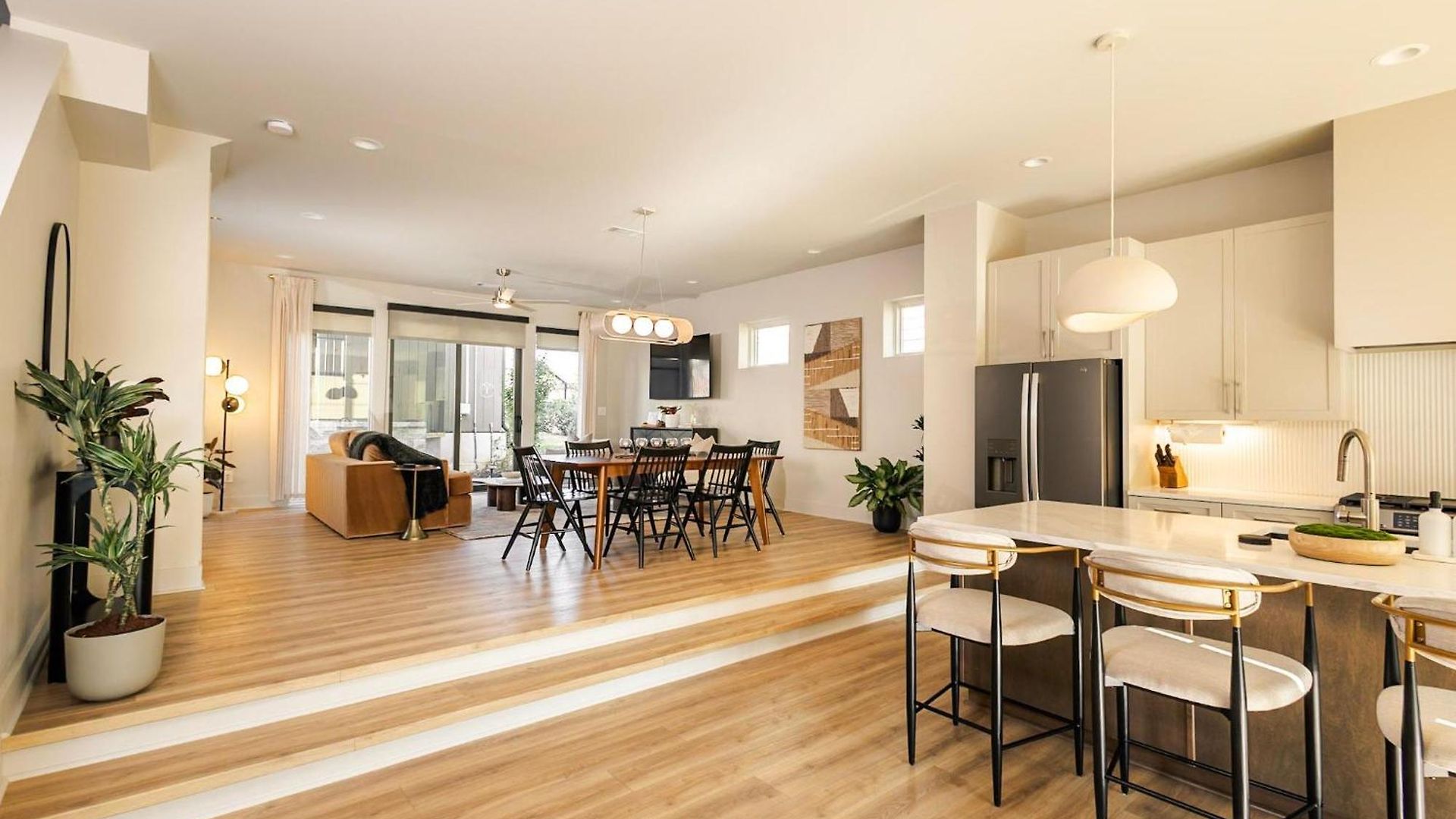 Work & Unwind | Pool, Sauna & Fitness Apartment *
