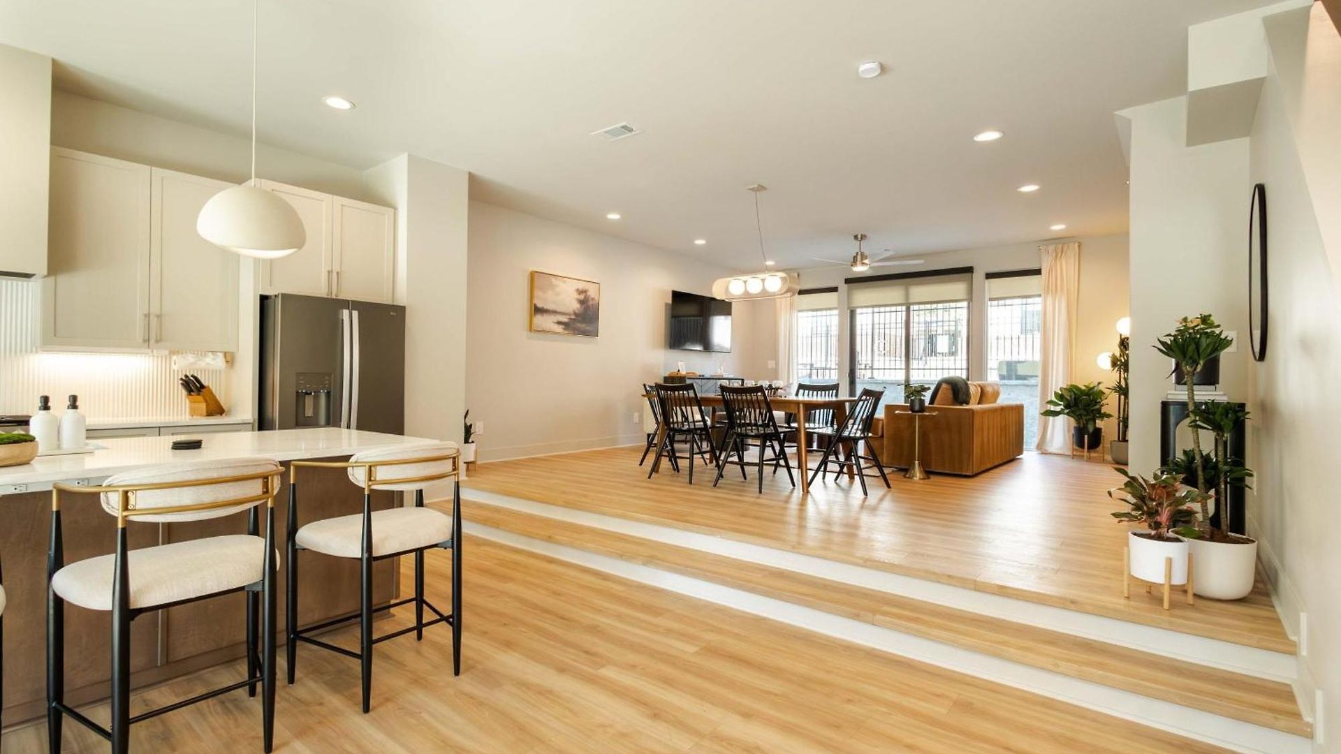 Heated Pool, Sauna & Firepit | Walk To Live Music * Nashville