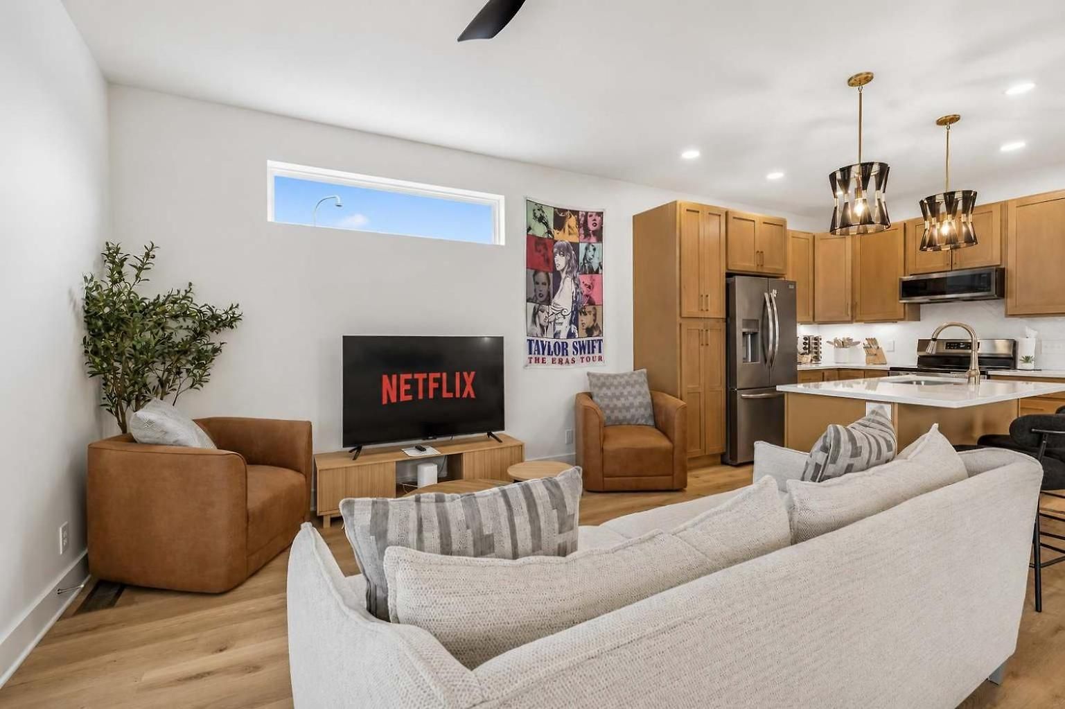 Modern Townhome With Garage & Ev Charger Apartment Nashville