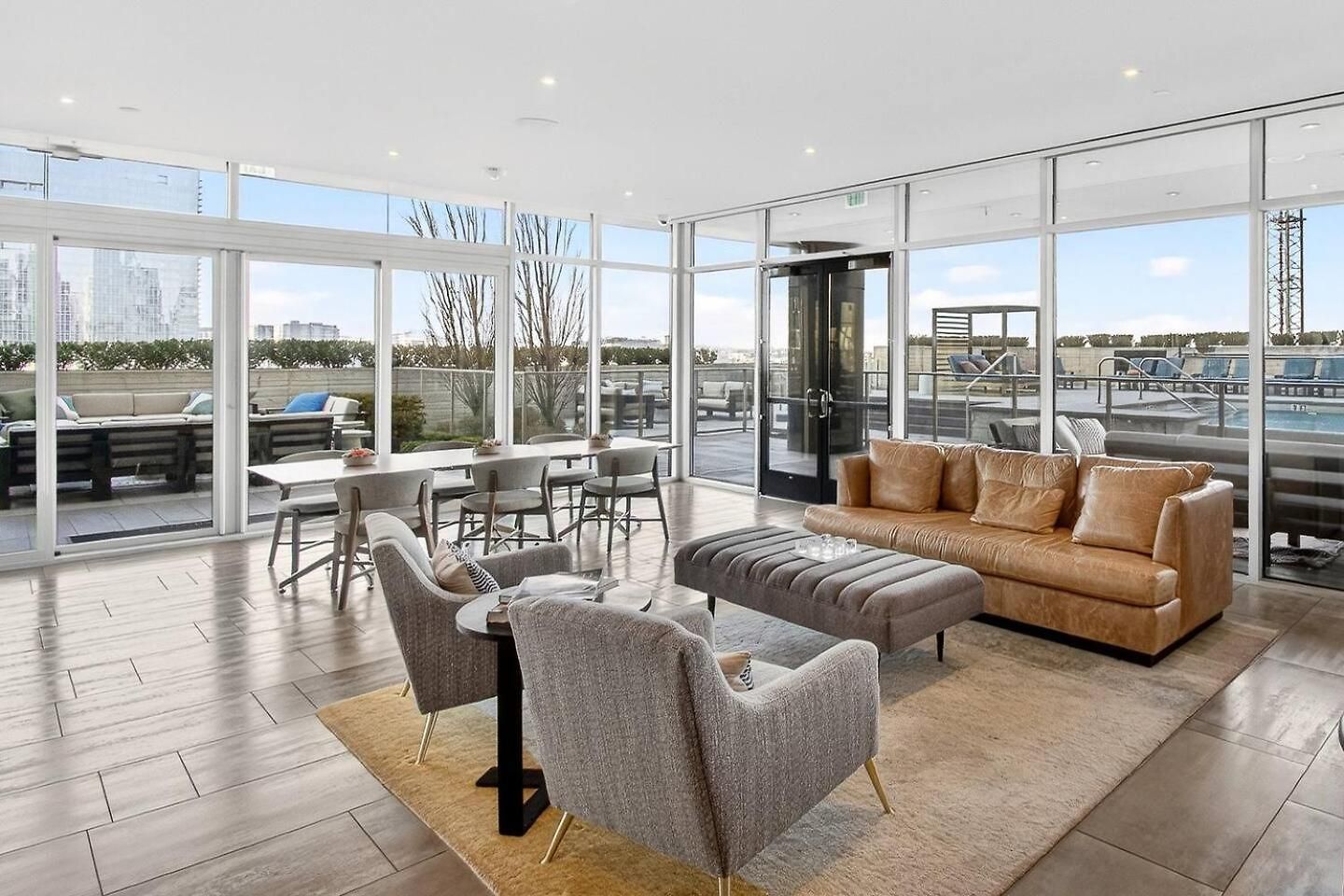 Broadway Views Lux Gulch Condo+ Private Balcony Nashville