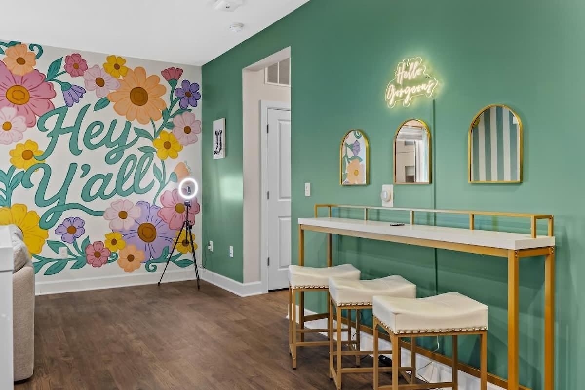 Apartment Glam 2br Walk To Broadway & The Gulch *