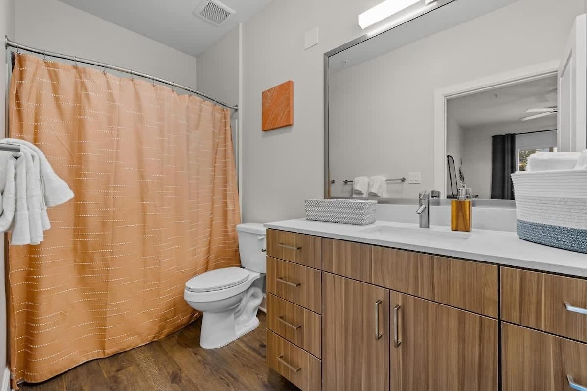 Spacious 2br N Gulch Walk To Broadway & Rooftops *
