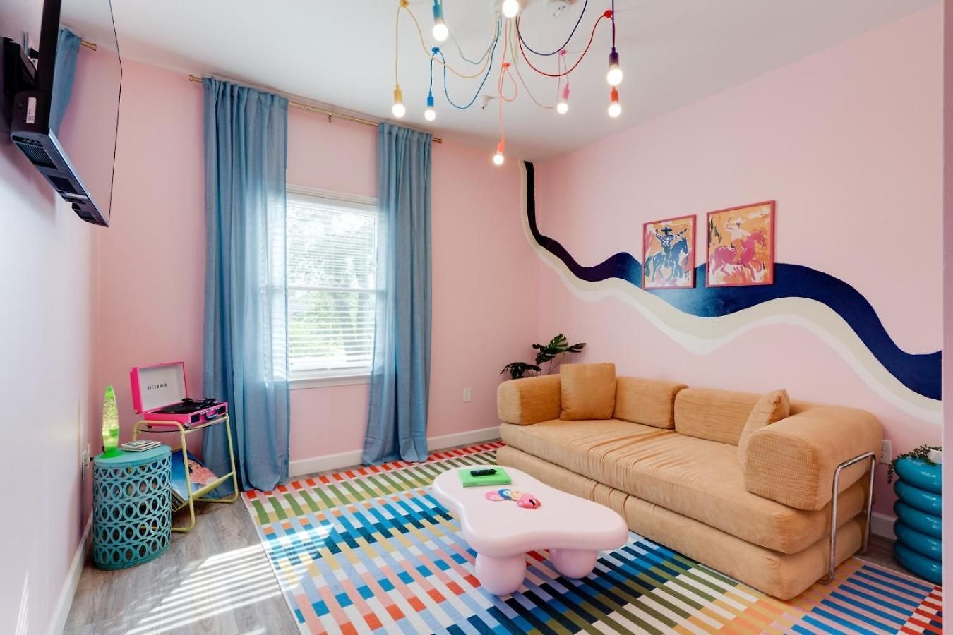 Colorful Escape Minutes From Broadway