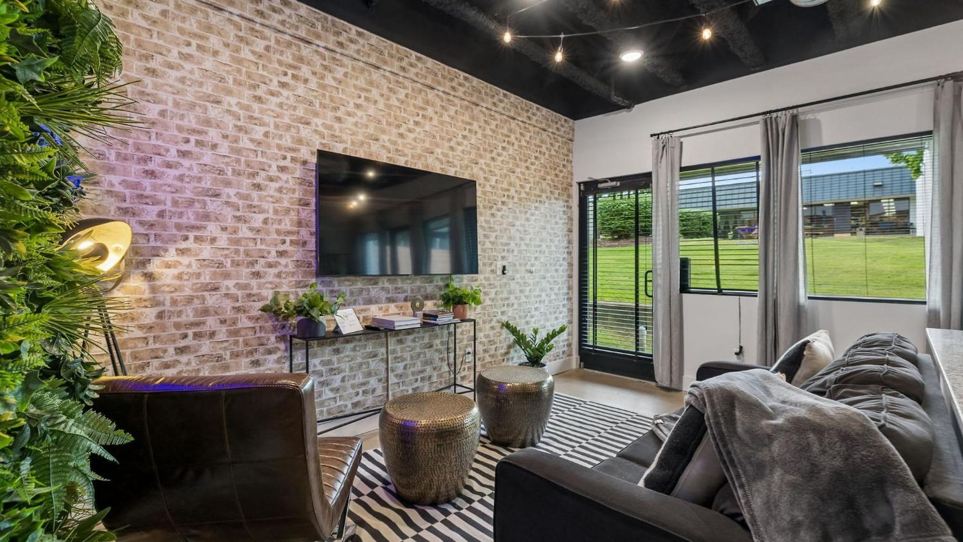 Spacious Near Downtown & Bna Apartment Nashville