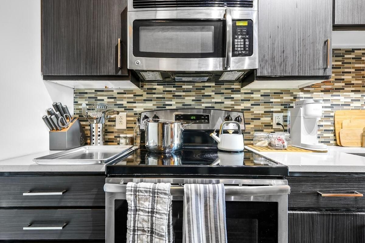Midtown - 5 Min To Broadway - Free Secured Parking - Pool * Nashville