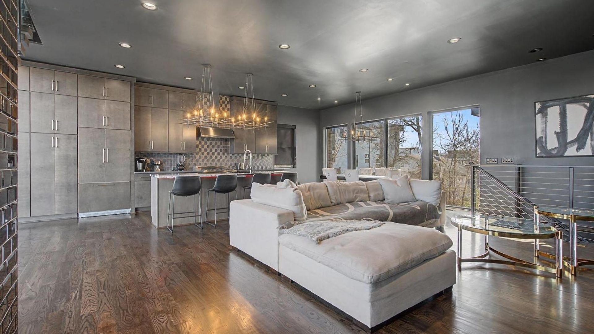 Apartment Modern Oasis Downtown Skyline View Prime *