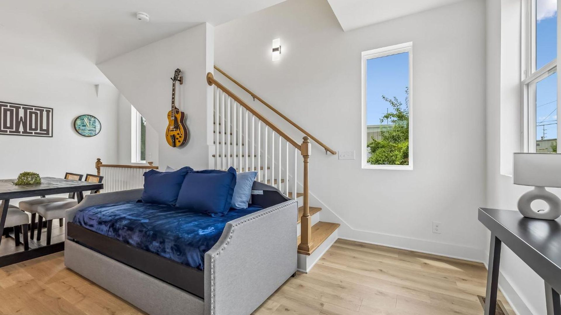 Modern Townhome With Garage & Ev Charger * Nashville