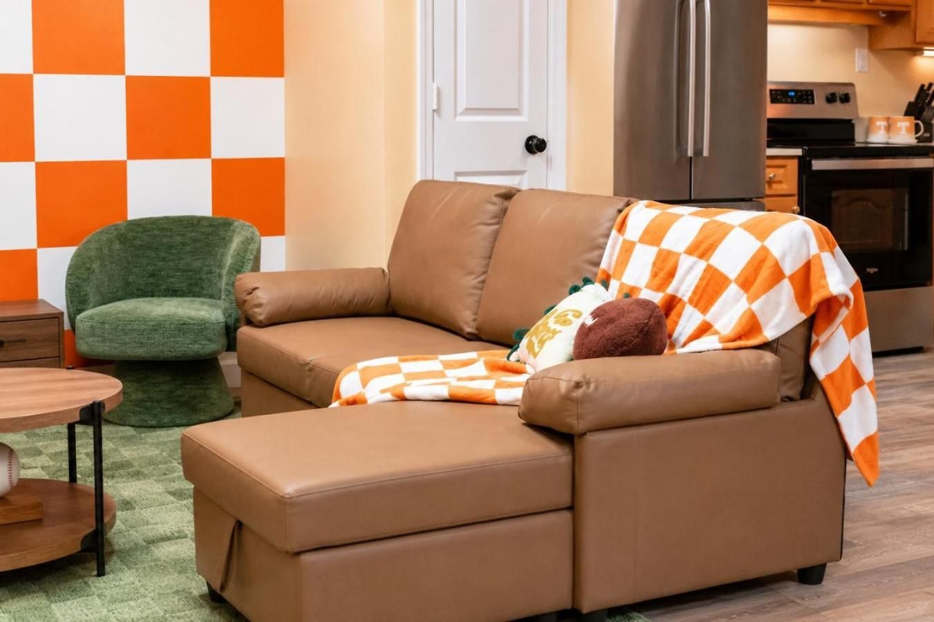 Game Day Getaway Vols Themed Near Vanderbilt