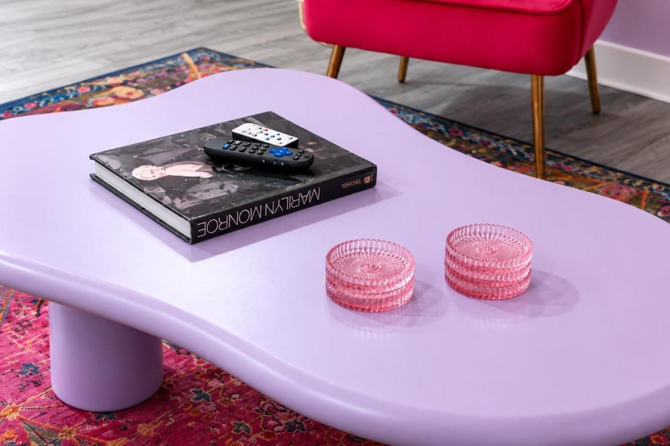 Pink Pony Club Retreat Near Vanderbilt Sleeps 6 Nashville