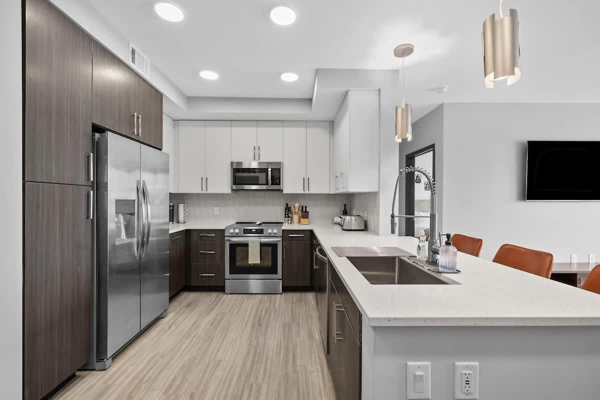 Stylish 2br Near Sylvan Park- Music Views Apartment *