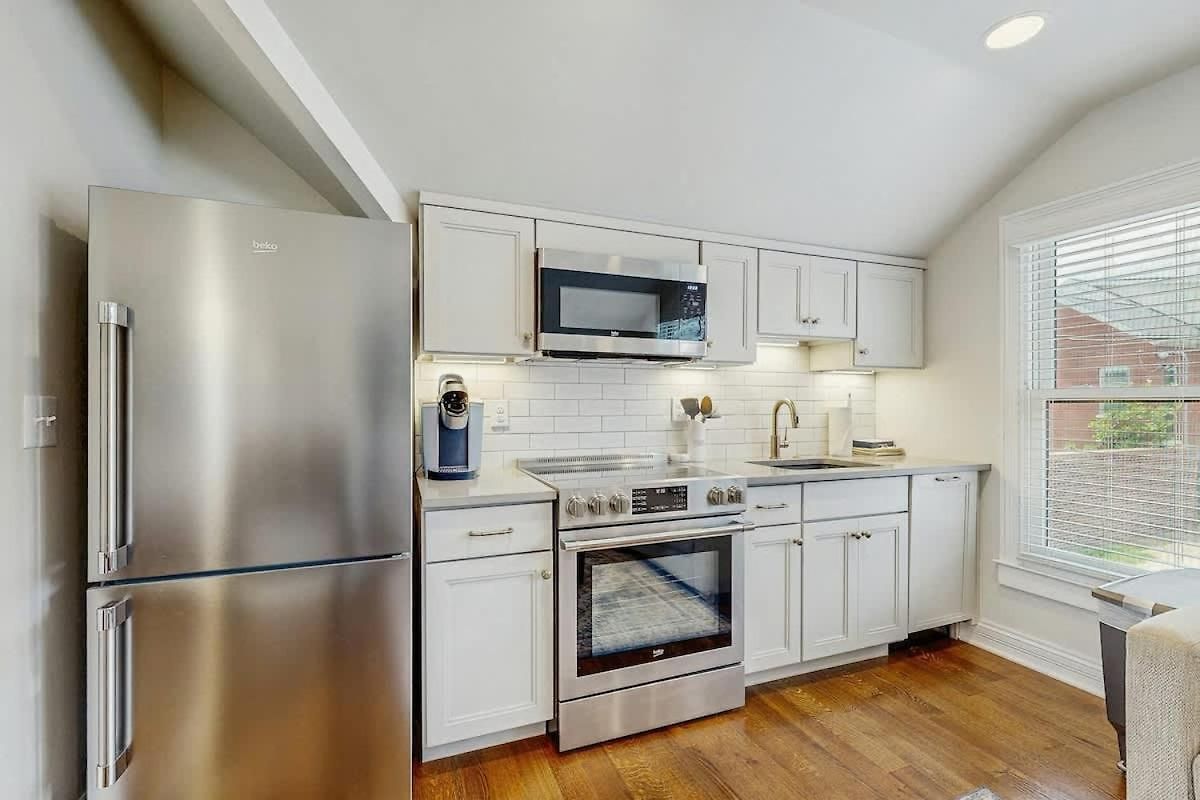 Modern Downtown Escape Modern Decor Fast Wifi * Nashville