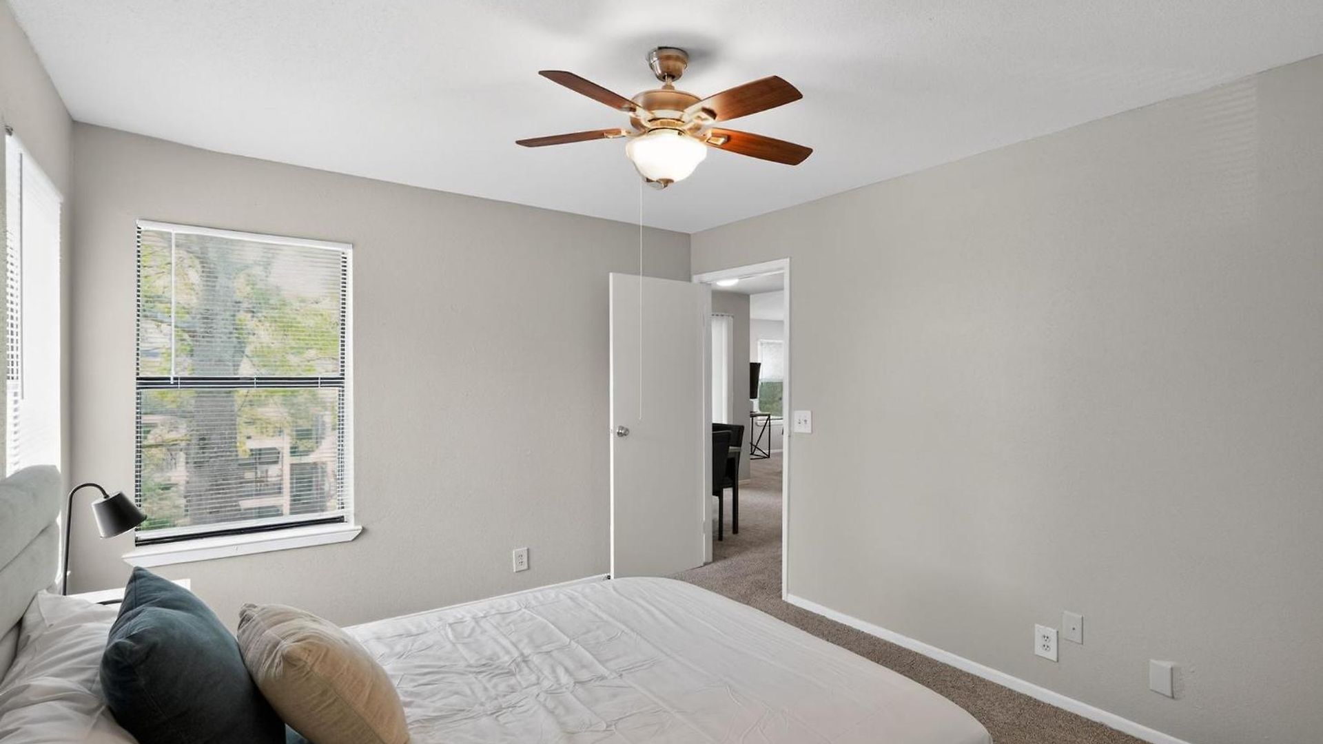 Cozy Retreat Near Airport & Hotspots Apartment Nashville