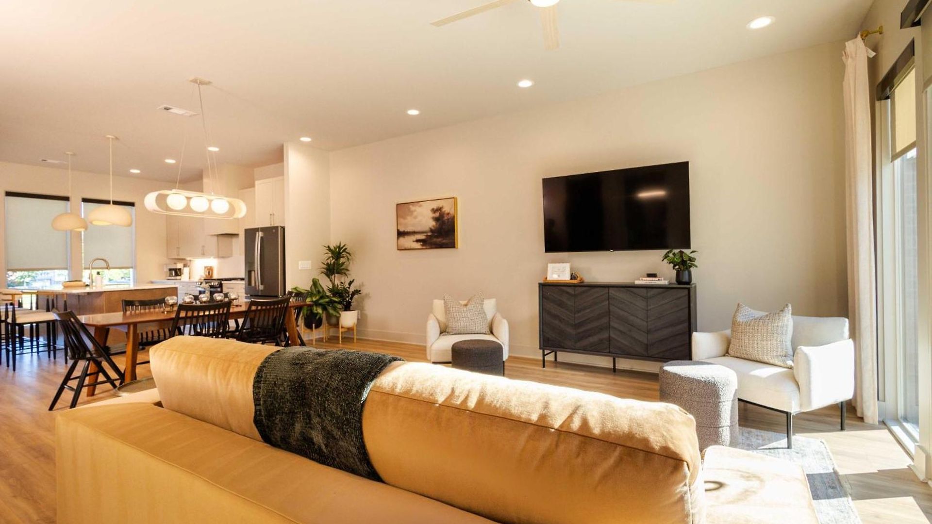 Apartment Amenities - Heated Pool Near Broadway