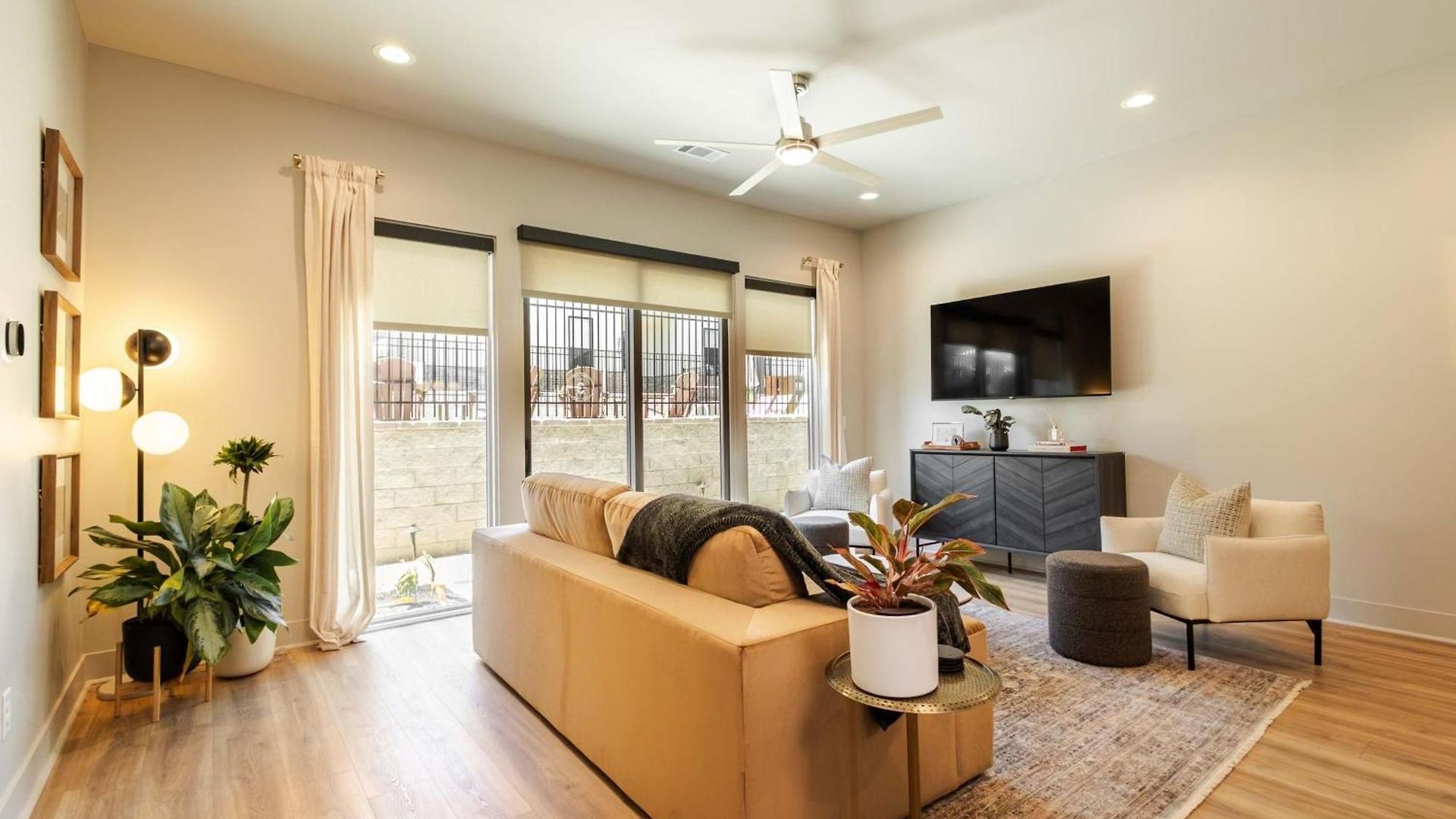 Modern 4br | Easy To Broadway + Heated Pool * Nashville