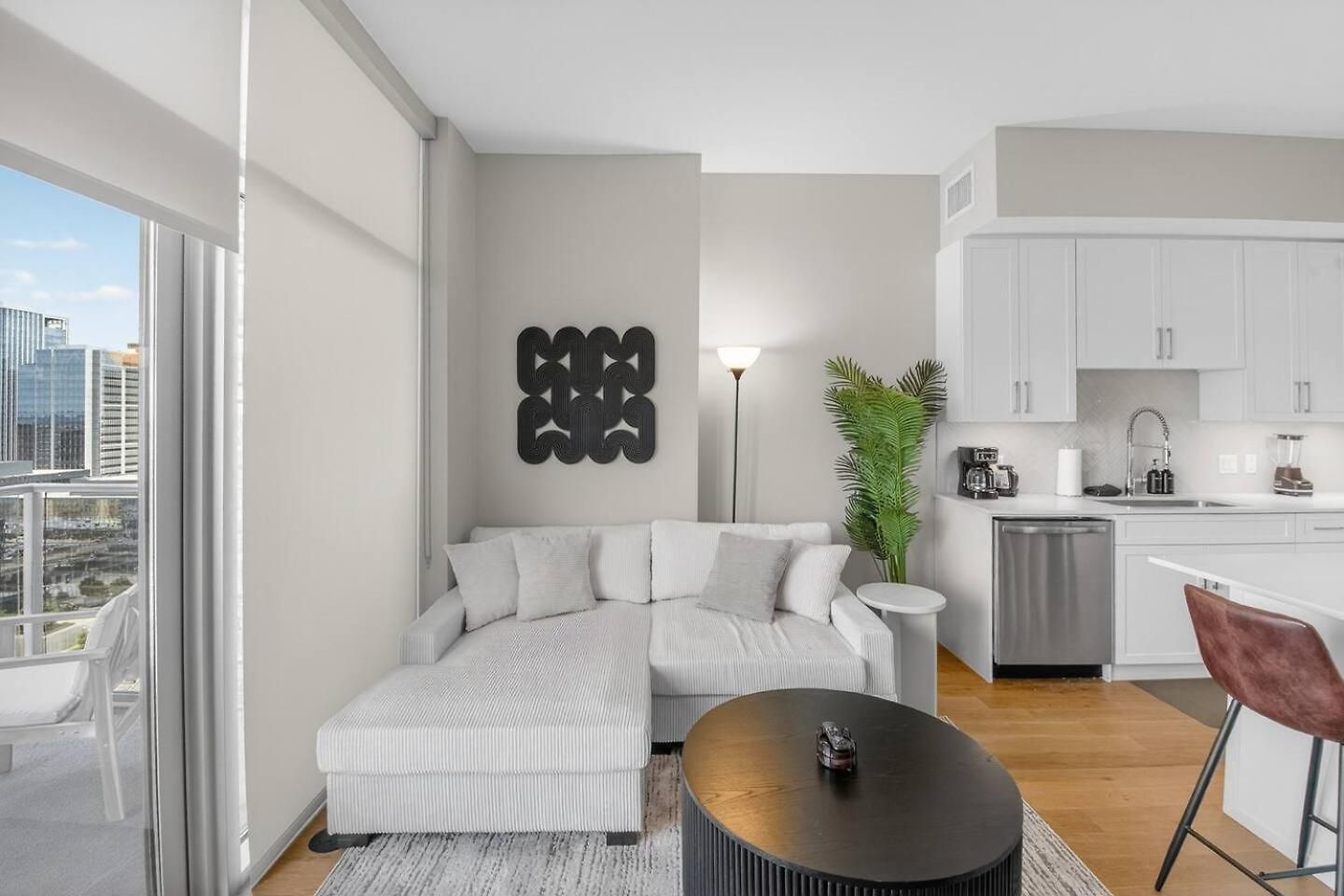 Apartment Broadway Views Lux Gulch Condo+ Private Balcony *