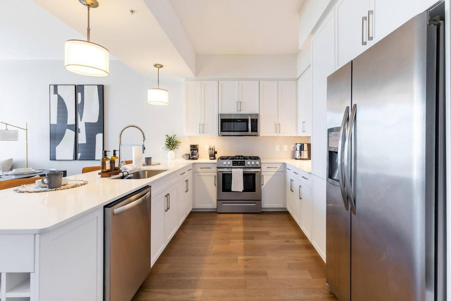 Apartment Skyline Views Gulch For 2, Private Balcony Nashville