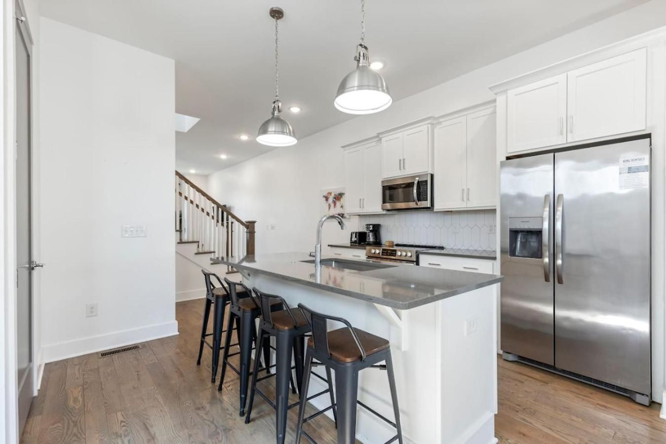 Ave Sleeps 8 2 Master Huge Parking Apartment *