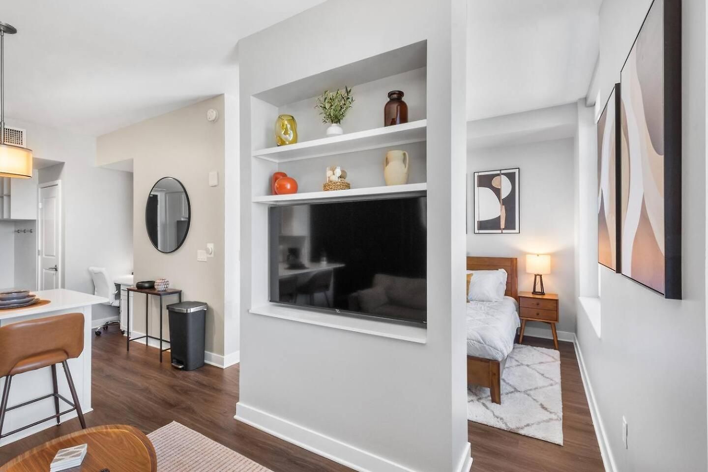 Apartment Music For 2 Gulch, Pool & Whole Foods Nashville