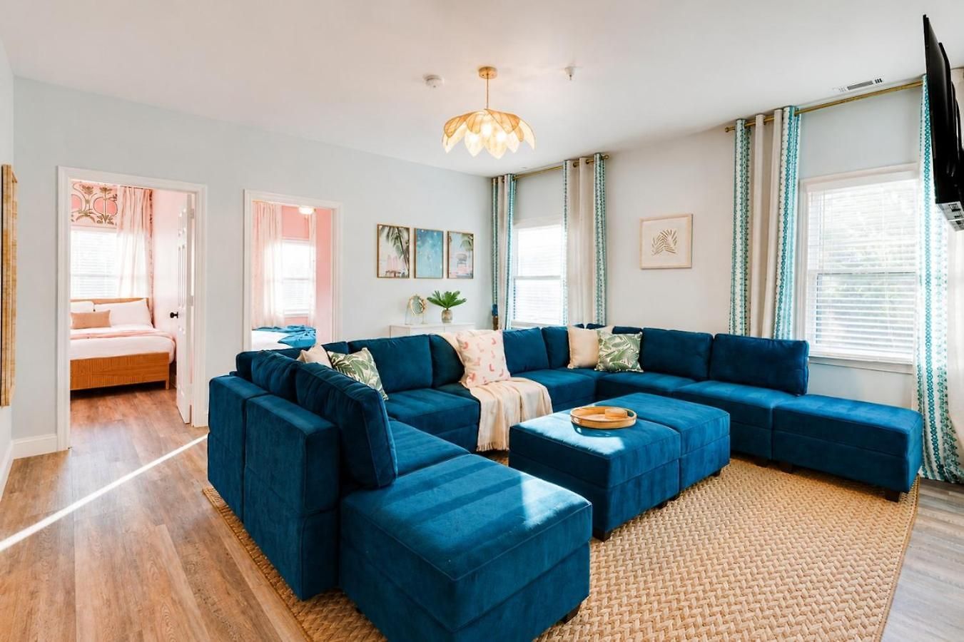 Coastal Cowgirl Retreat Near Broadway & Vanderbilt *