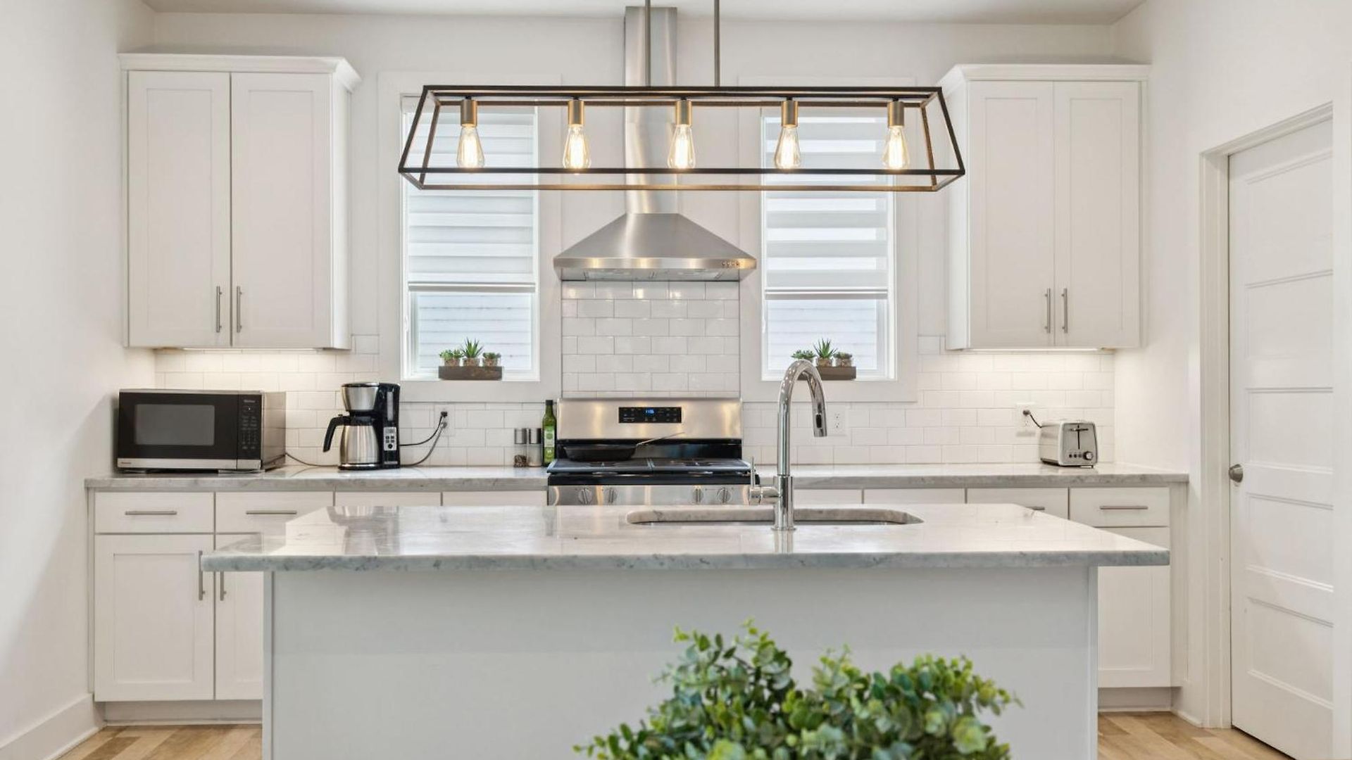 Apartment Modern Townhouse Close To Broadway *
