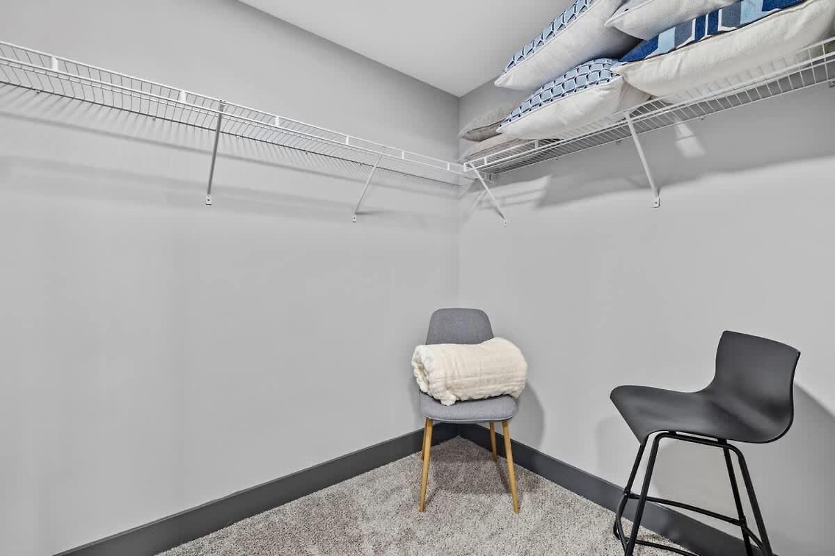 Modern 2br Retreat Sylvan Park Near Broadway *