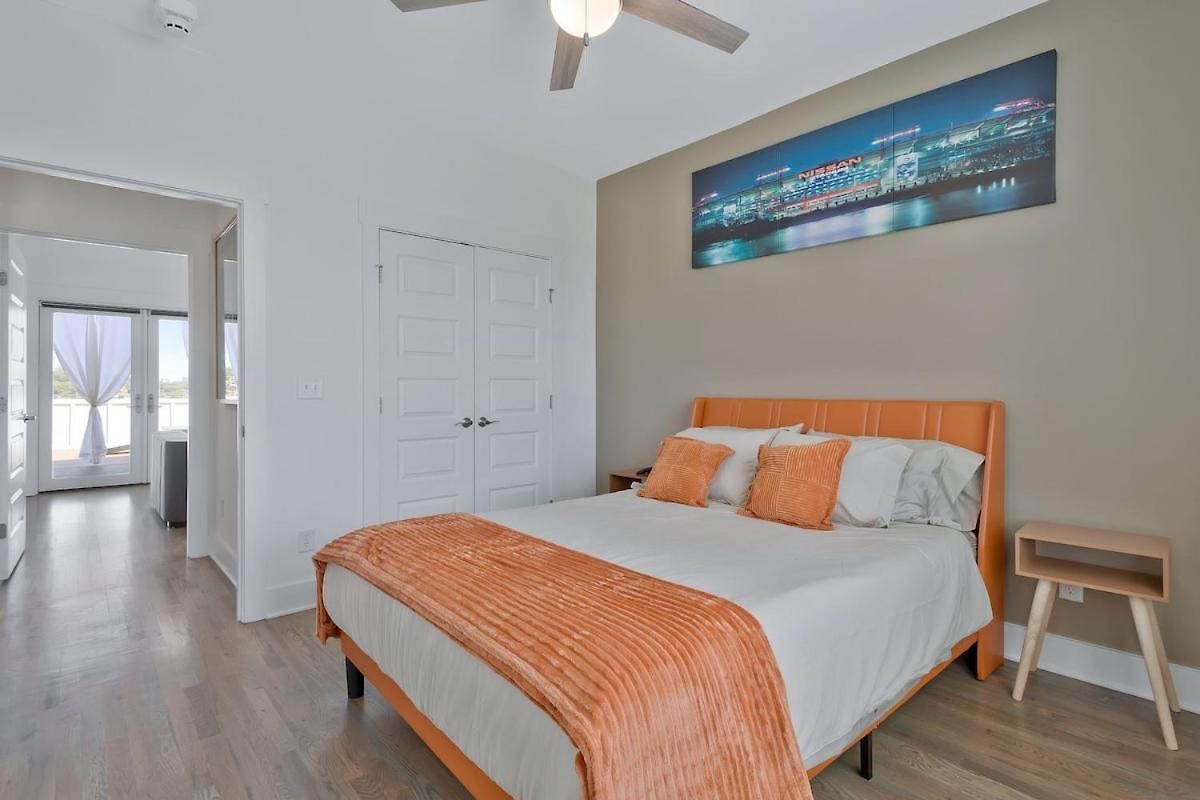 Retronash Penthouse Sleeps 7 Terrace Downtown View Apartment Nashville