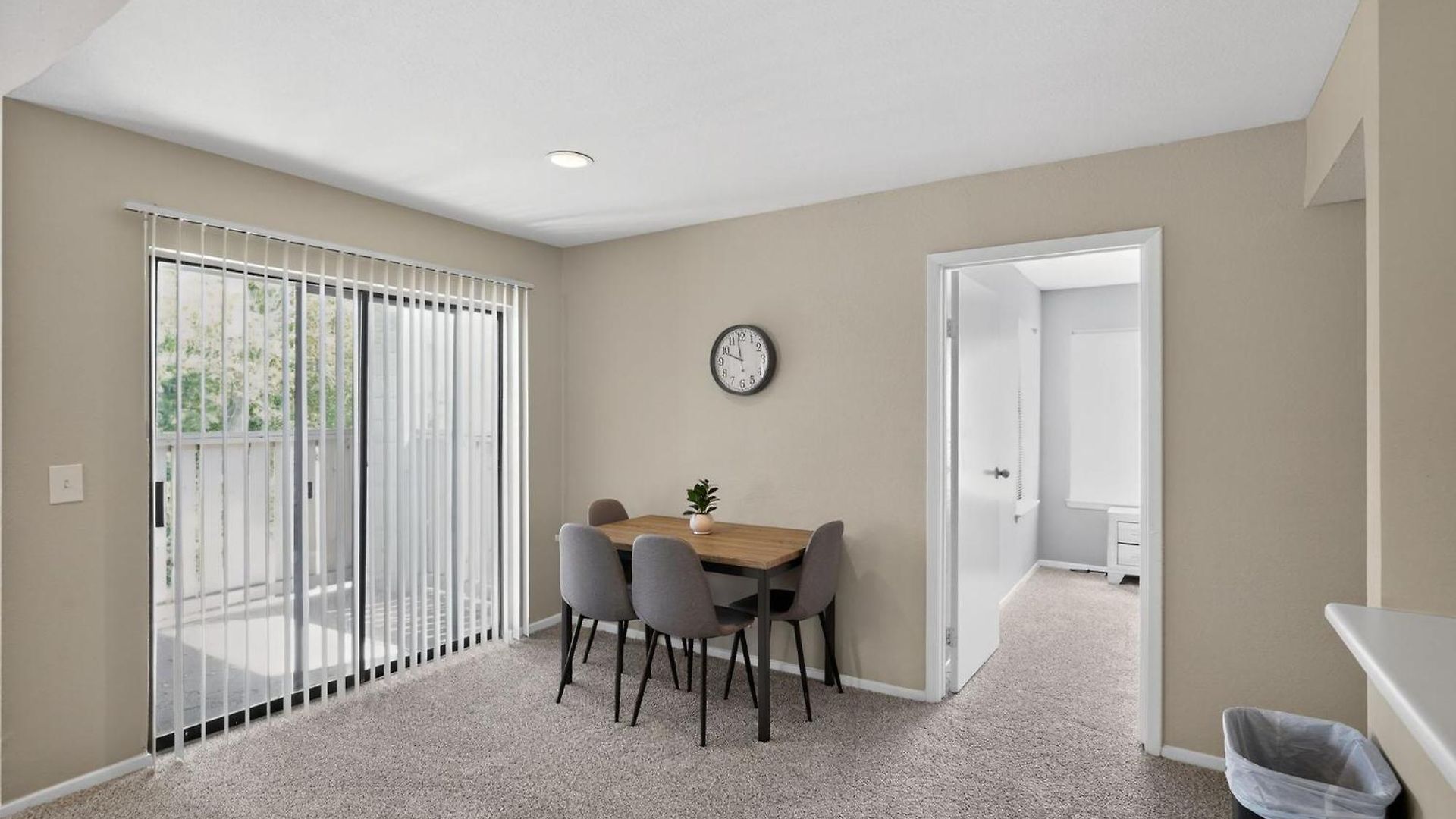 Apartment Modern Minutes From Downtown Nashville