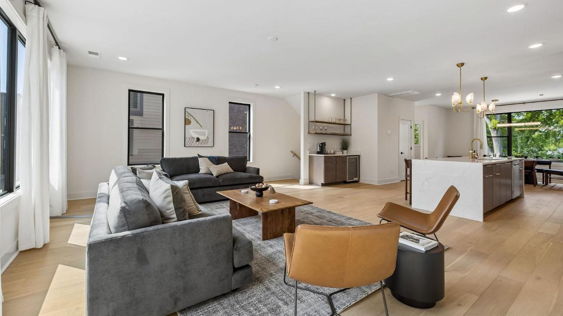 Modern 4br Townhouse Rooftop Lounge * Nashville