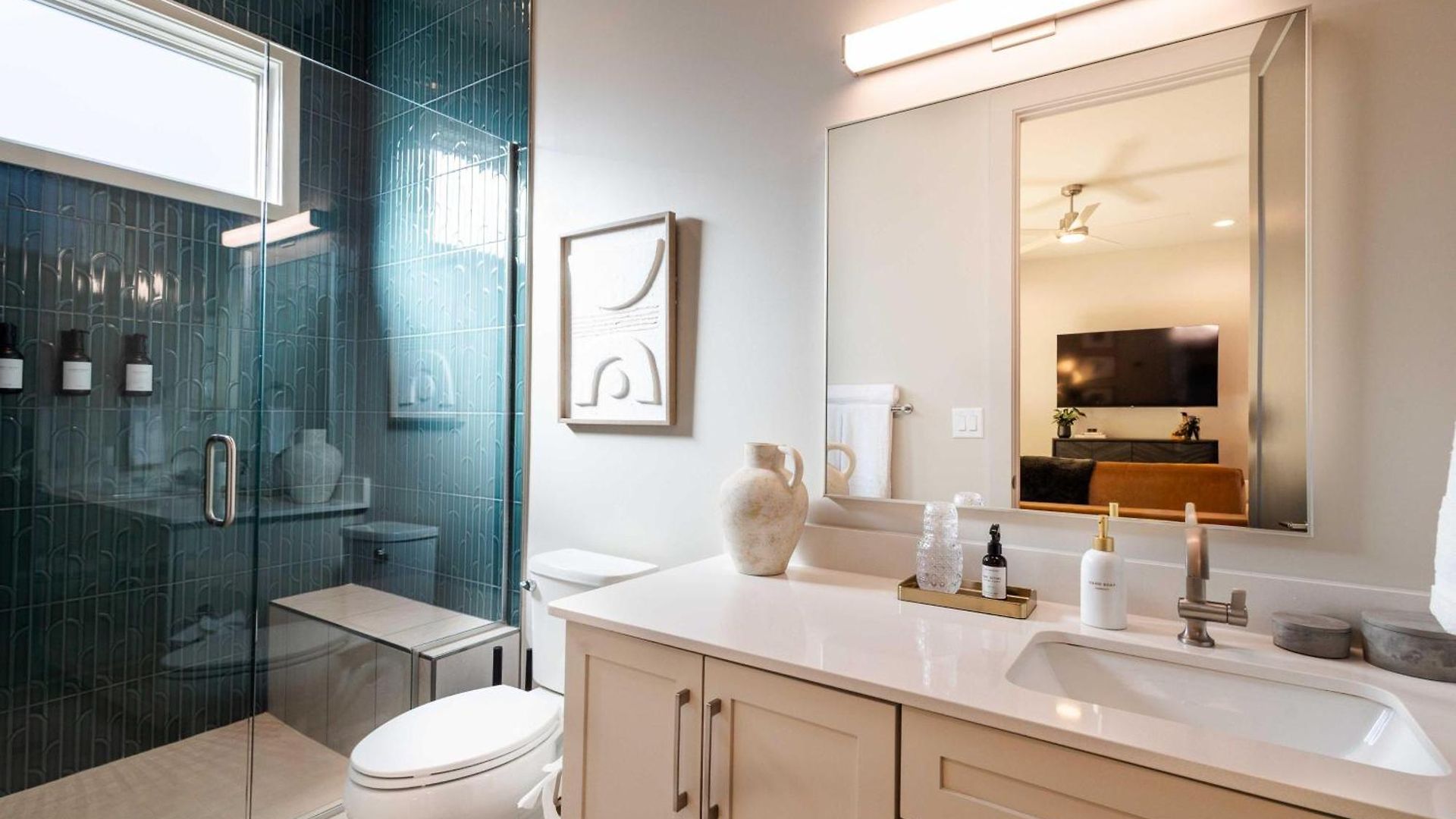 Amenities - Heated Pool Near Broadway Apartment