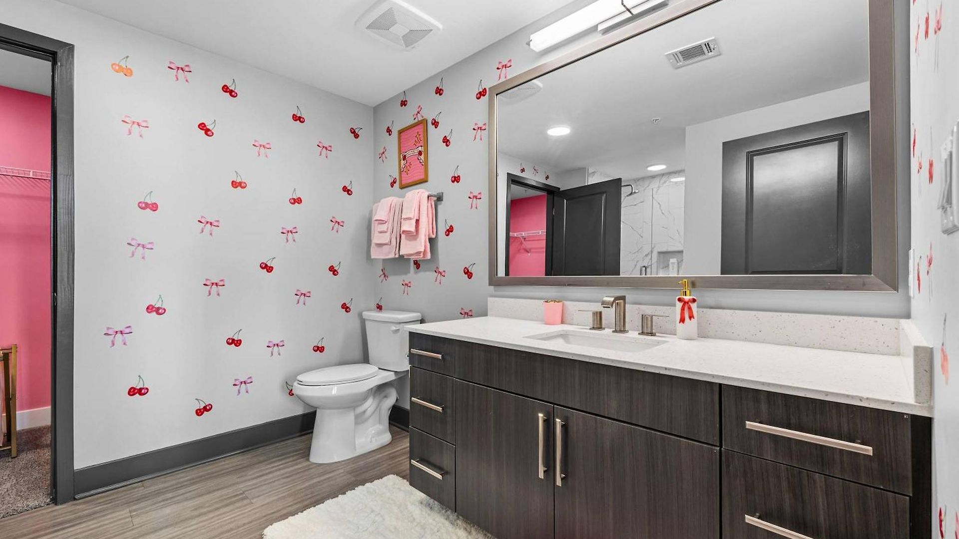 Vibrant Retreat Pool And Glam * Nashville