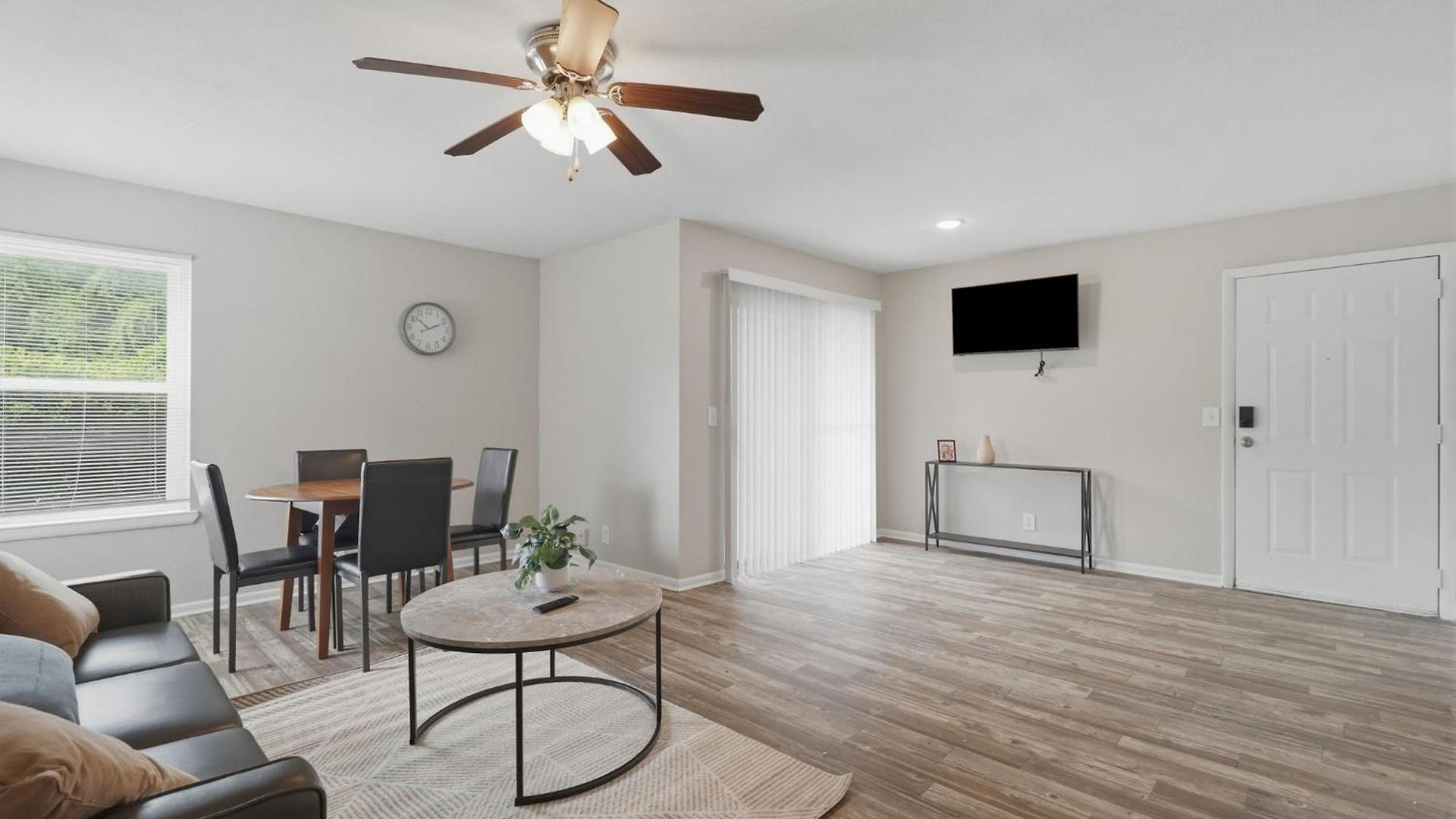 Roomy With Modern Features *
