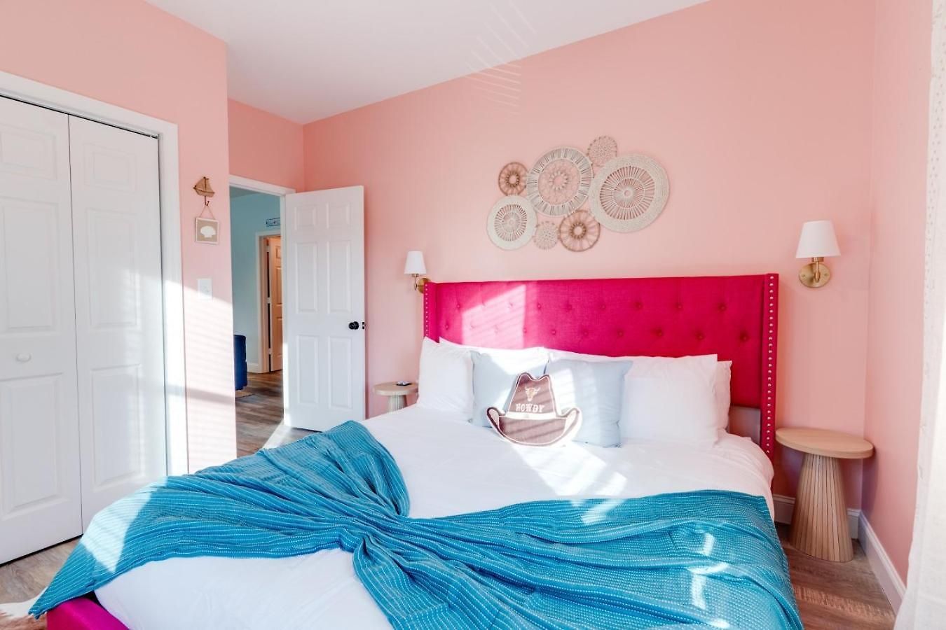 Apartment Coastal Cowgirl Retreat Near Broadway & Vanderbilt Nashville