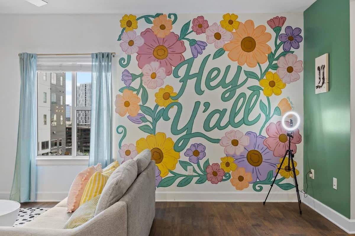 Glam 2br Walk To Broadway & The Gulch Apartment Nashville