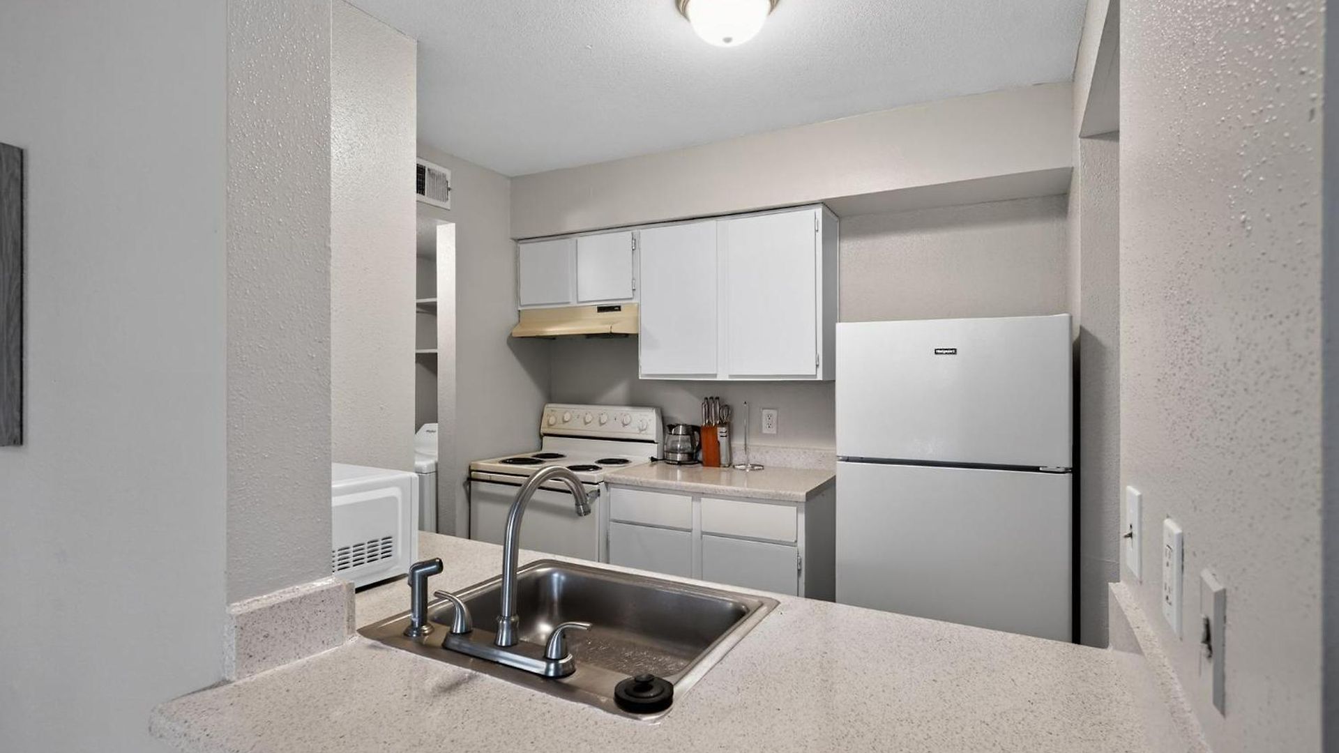 Perfect Base Near Everything Need * Nashville